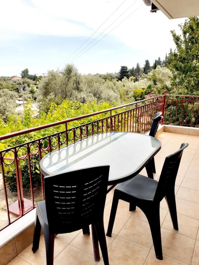 Monika Lefkada Hotell Tsoukaládhes Exteriör bild