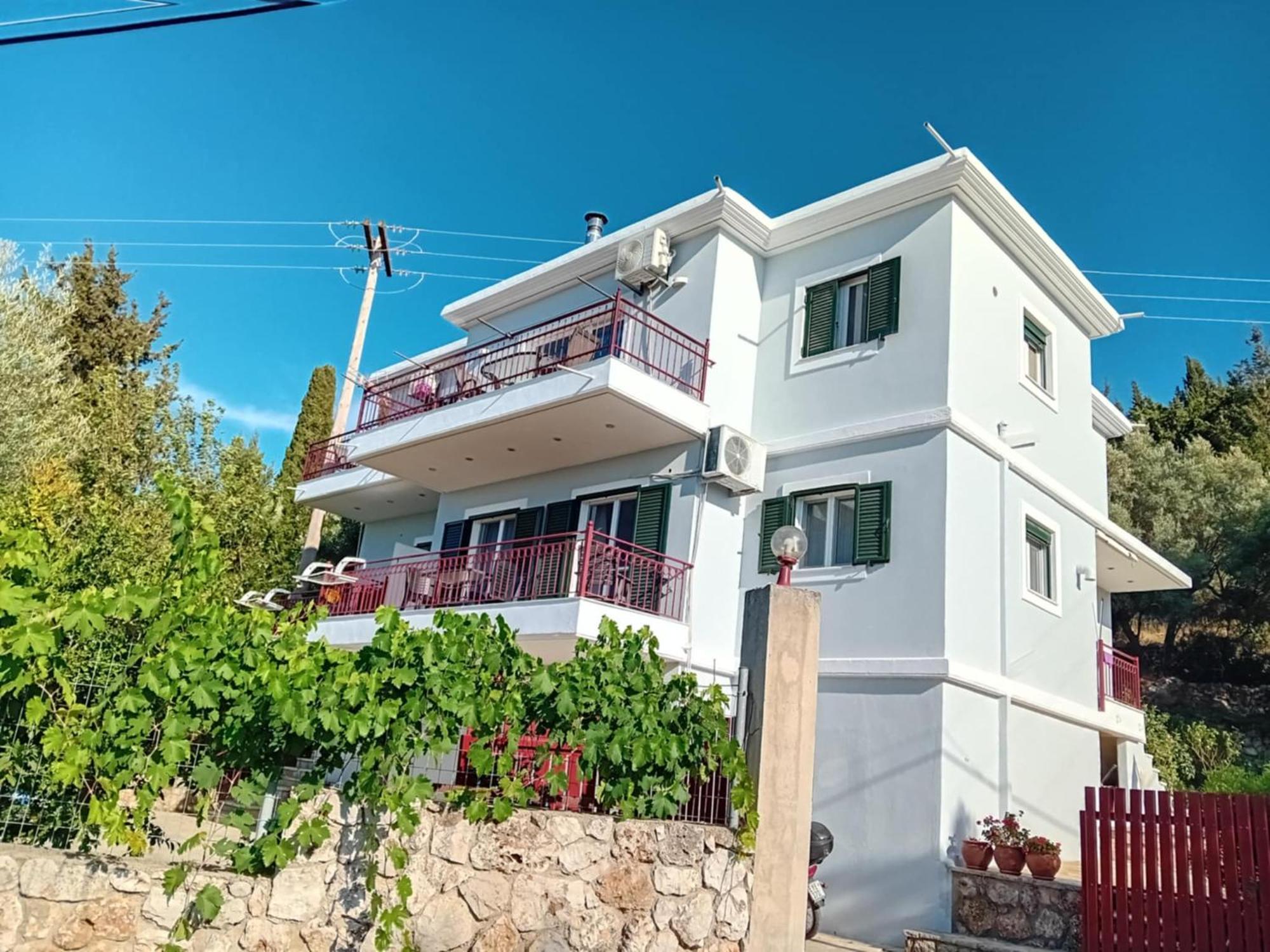 Monika Lefkada Hotell Tsoukaládhes Exteriör bild