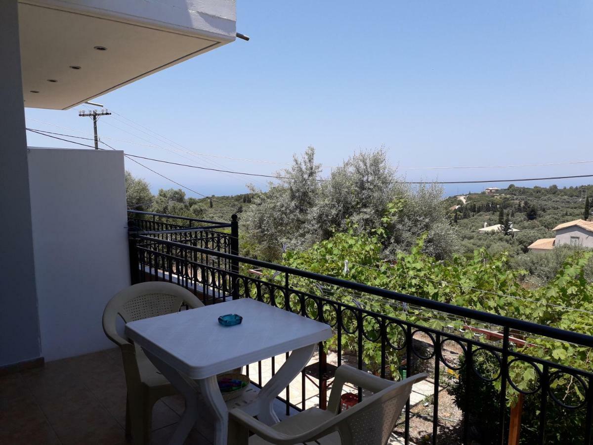 Monika Lefkada Hotell Tsoukaládhes Exteriör bild